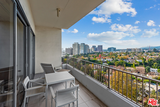 10501 Wilshire Blvd Unit: 1712