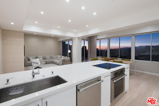 10501 Wilshire Blvd Unit: 1712