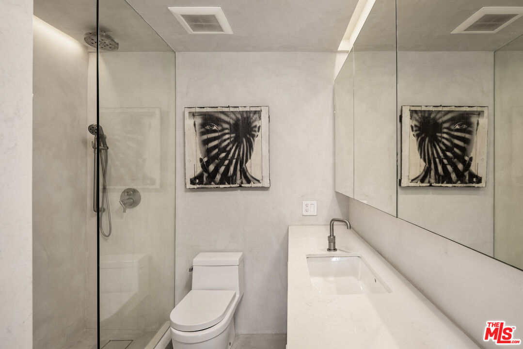 17350 W Sunset Blvd Unit: 304