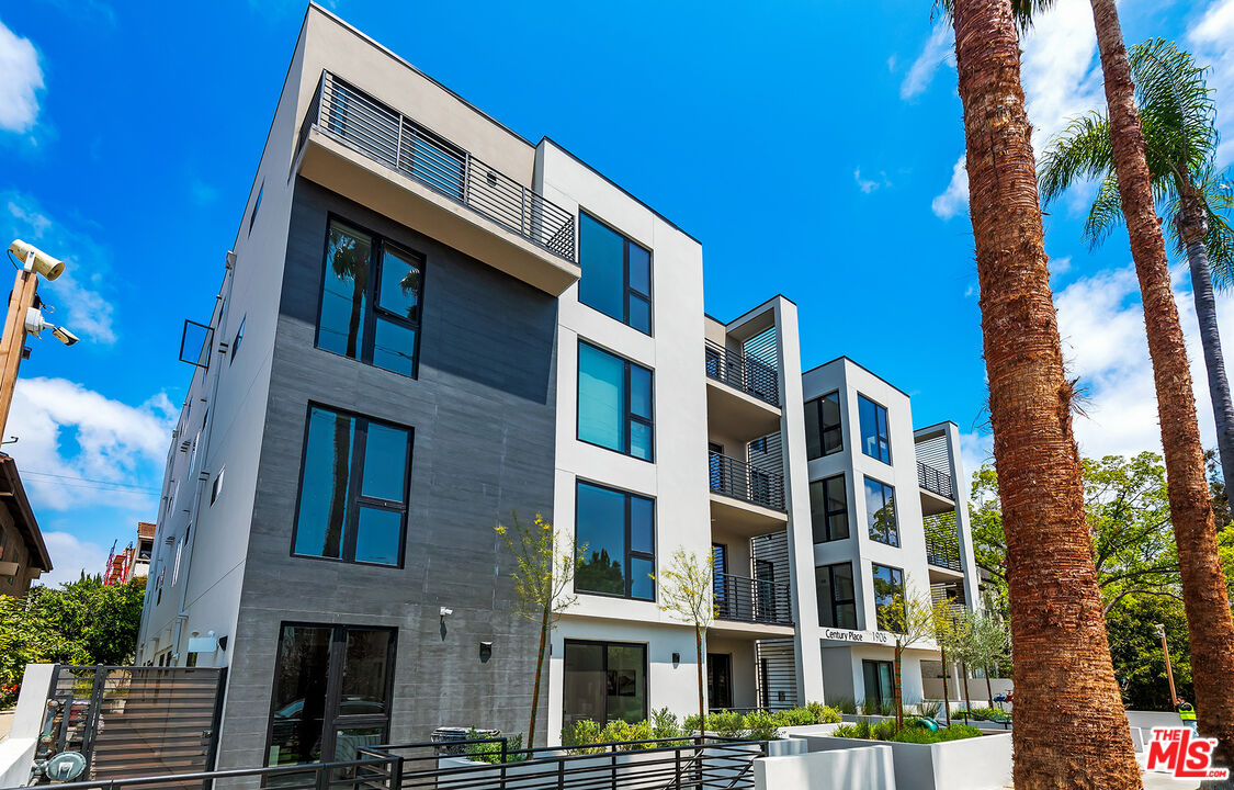 1906 Overland Ave Unit: 202