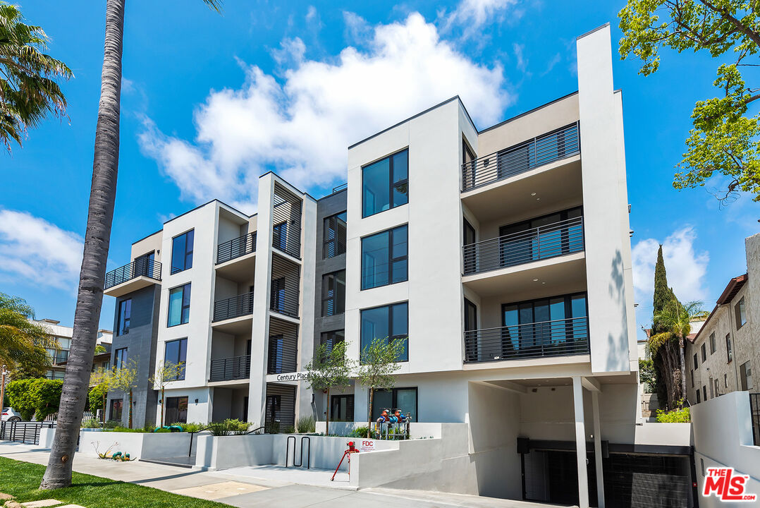 1906 Overland Ave Unit: 202