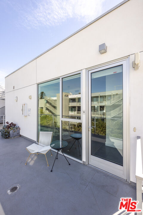 1345 N HAVENHURST DR Unit: 14