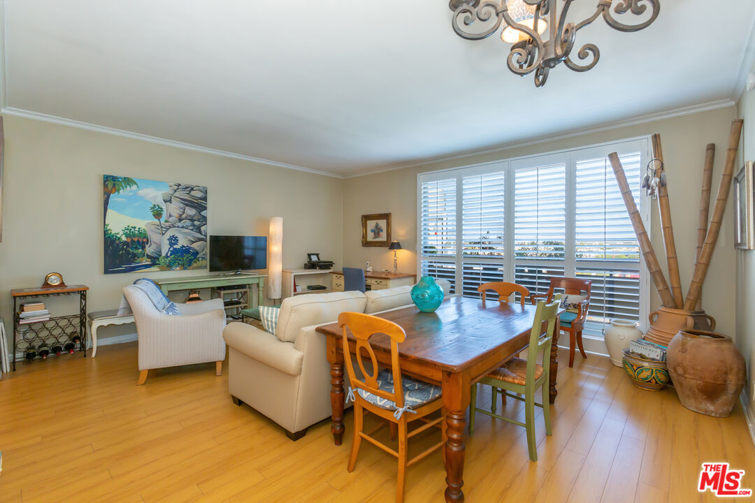 321 S SAN VICENTE BLVD Unit: 705
