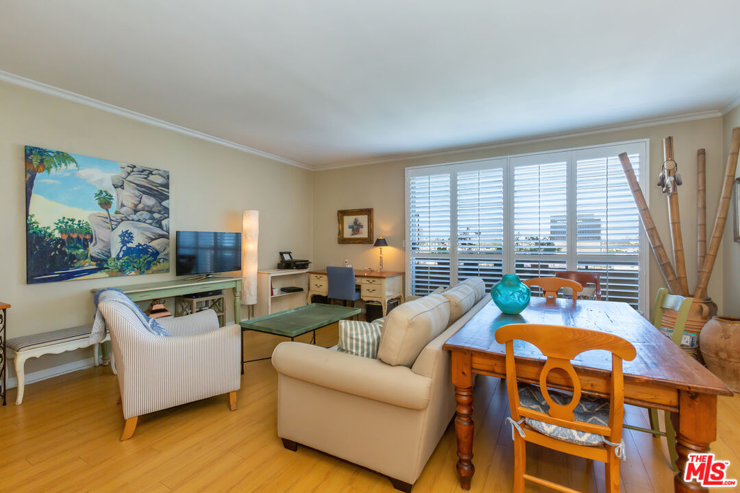 321 S SAN VICENTE BLVD Unit: 705