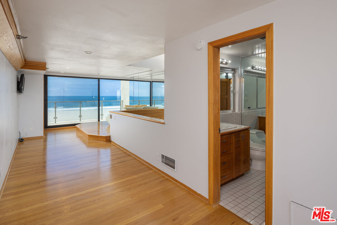 6 Eastwind St Unit: 320
