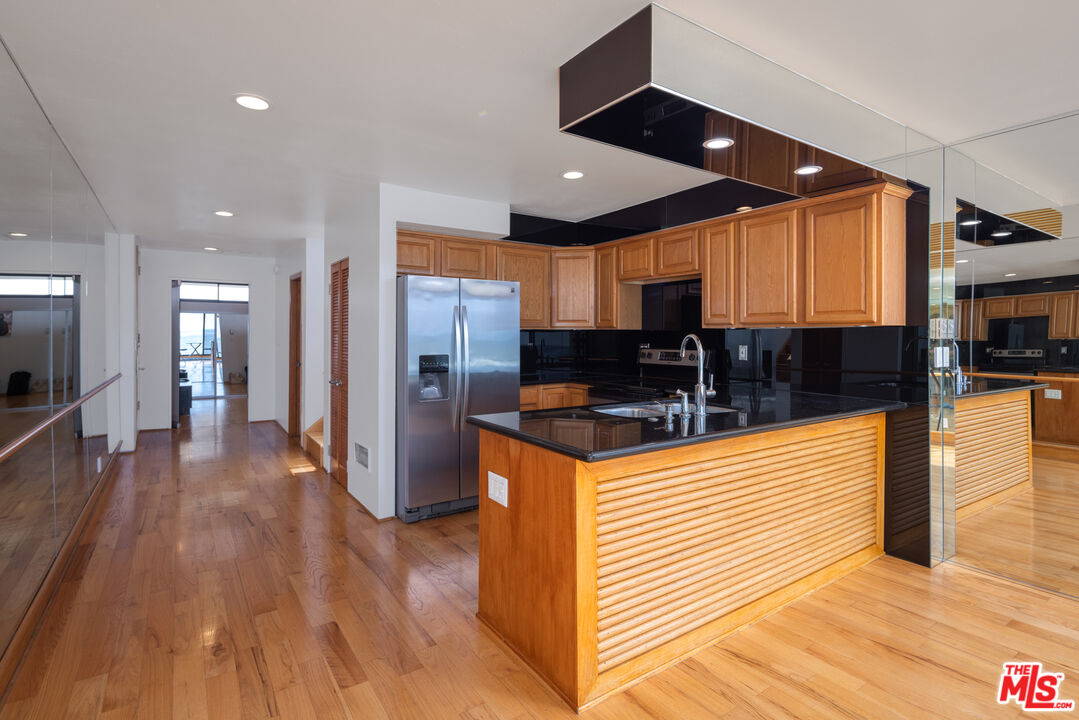 6 Eastwind St Unit: 320