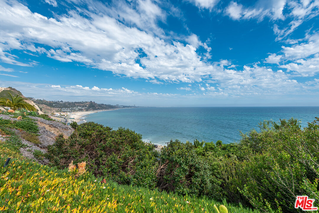 17368 W Sunset BLVD Unit: 103A