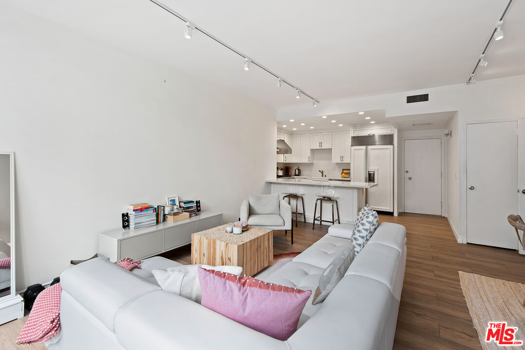 17368 W Sunset BLVD Unit: 103A