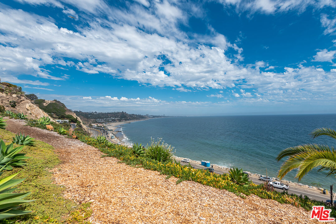 17368 W Sunset BLVD Unit: 103A