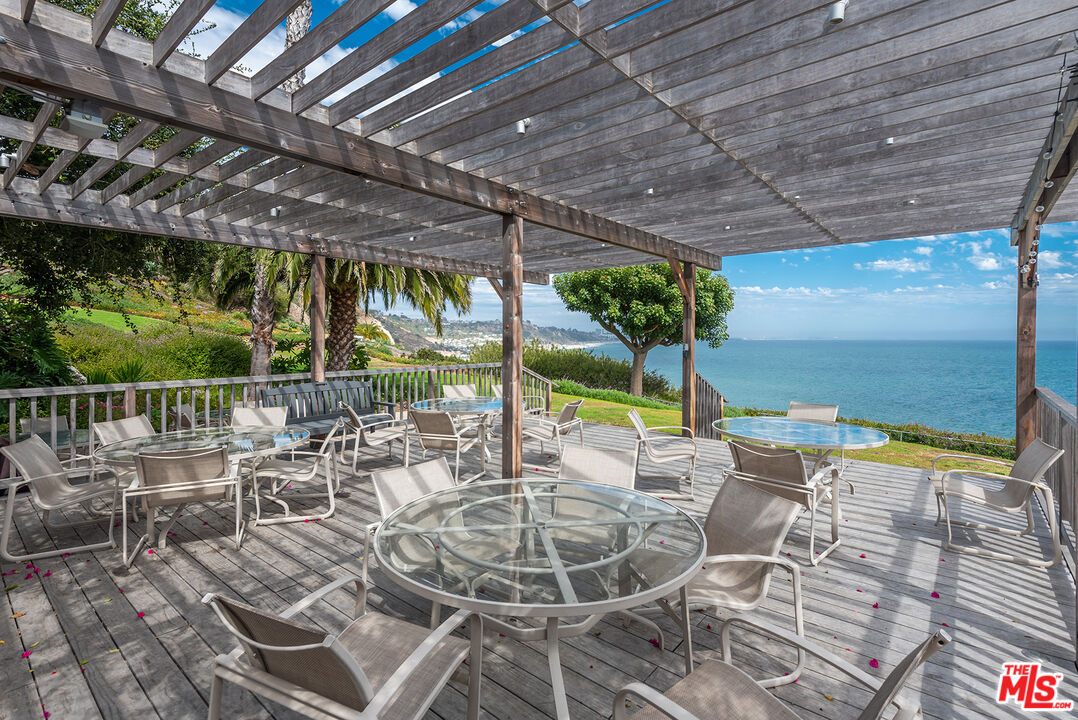 17368 W Sunset BLVD Unit: 103A