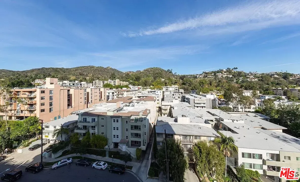 7250 Franklin Ave Unit: 903