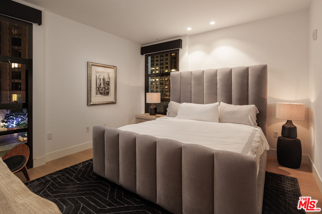 10777 Wilshire Blvd Unit: 402