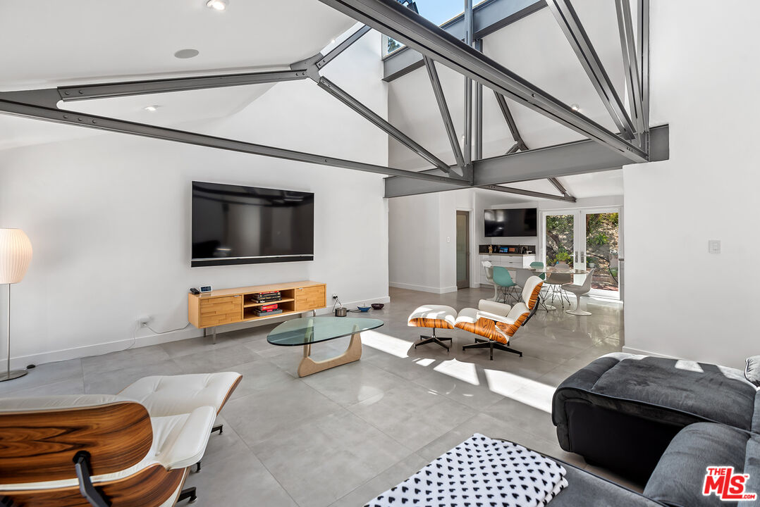 1026 Rosario Dr
