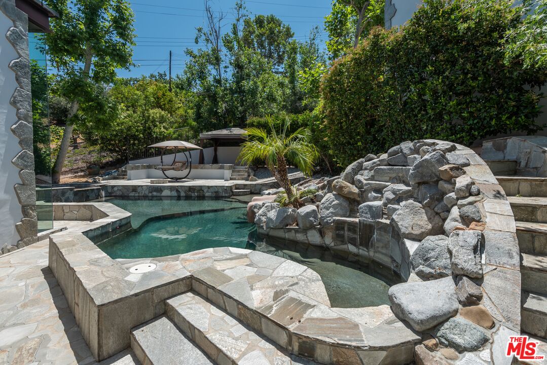 1026 Rosario Dr