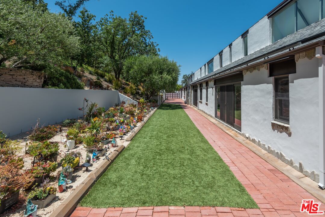 1026 Rosario Dr