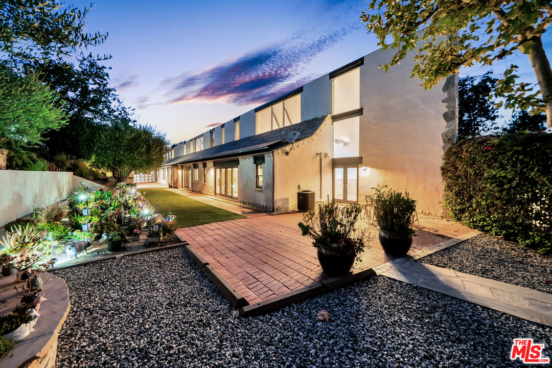 1026 Rosario Dr