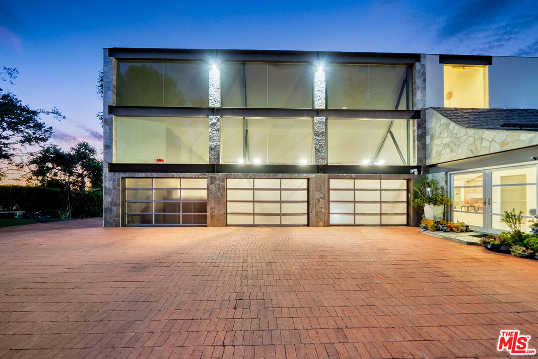 1026 Rosario Dr