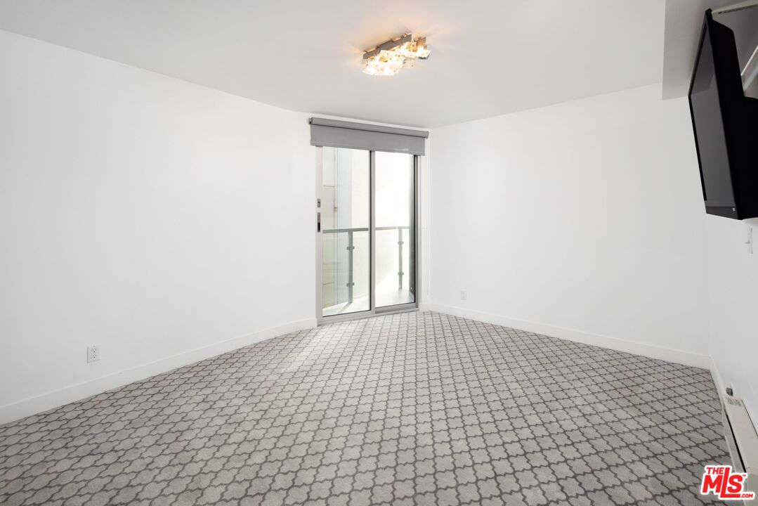 6 Eastwind St Unit: 230 