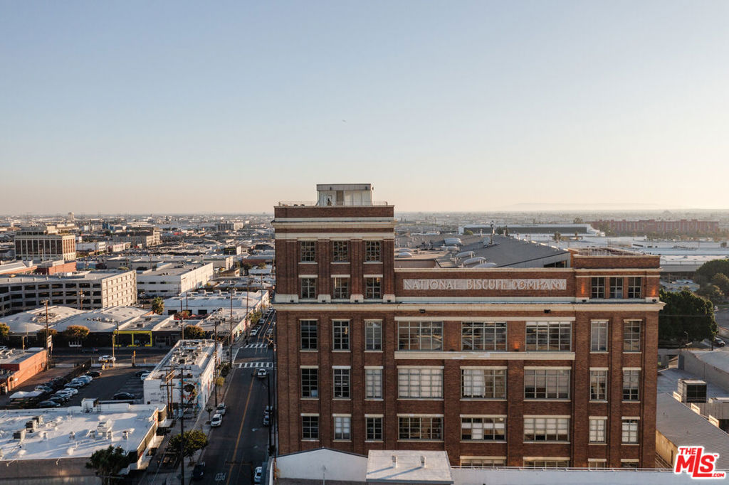 1850 INDUSTRIAL Street Unit: 703