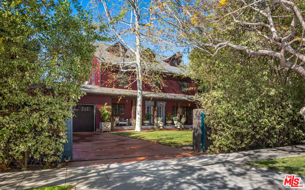 645 SAN LORENZO Street