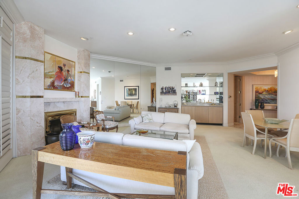 10490 WILSHIRE Boulevard Unit: 601