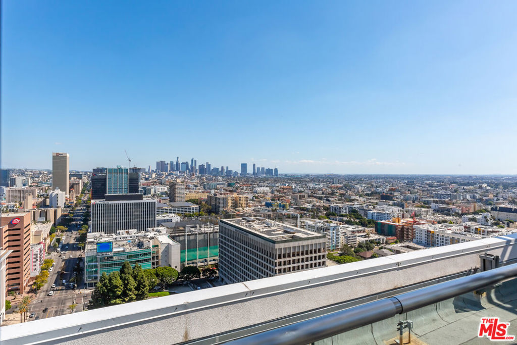 3810 Wilshire Boulevard Unit: 1002