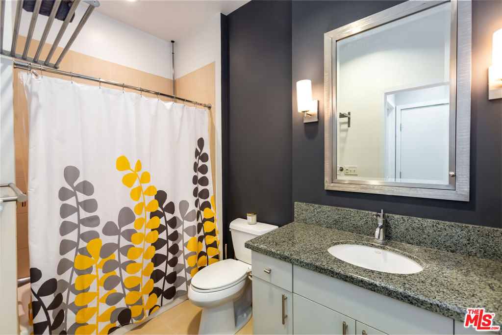 3810 Wilshire Boulevard Unit: 1002