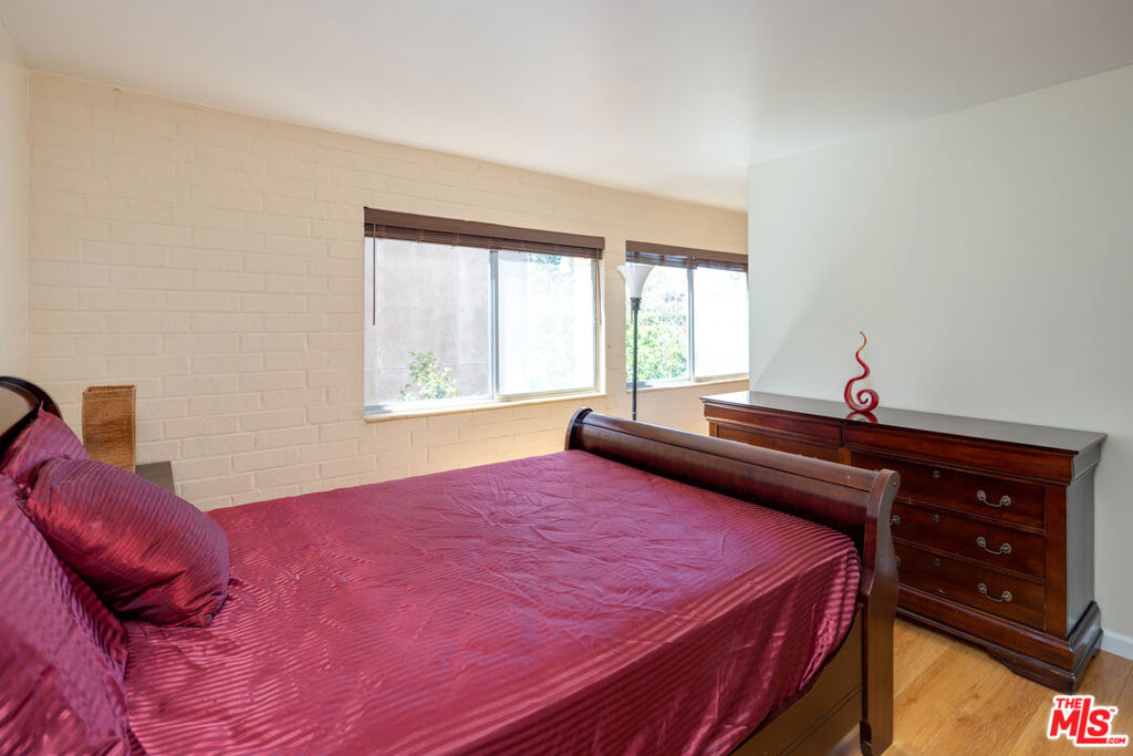 11750 W Sunset Boulevard Unit: 323