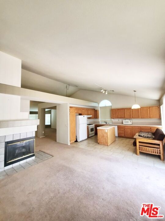 3240 Sandstone Court