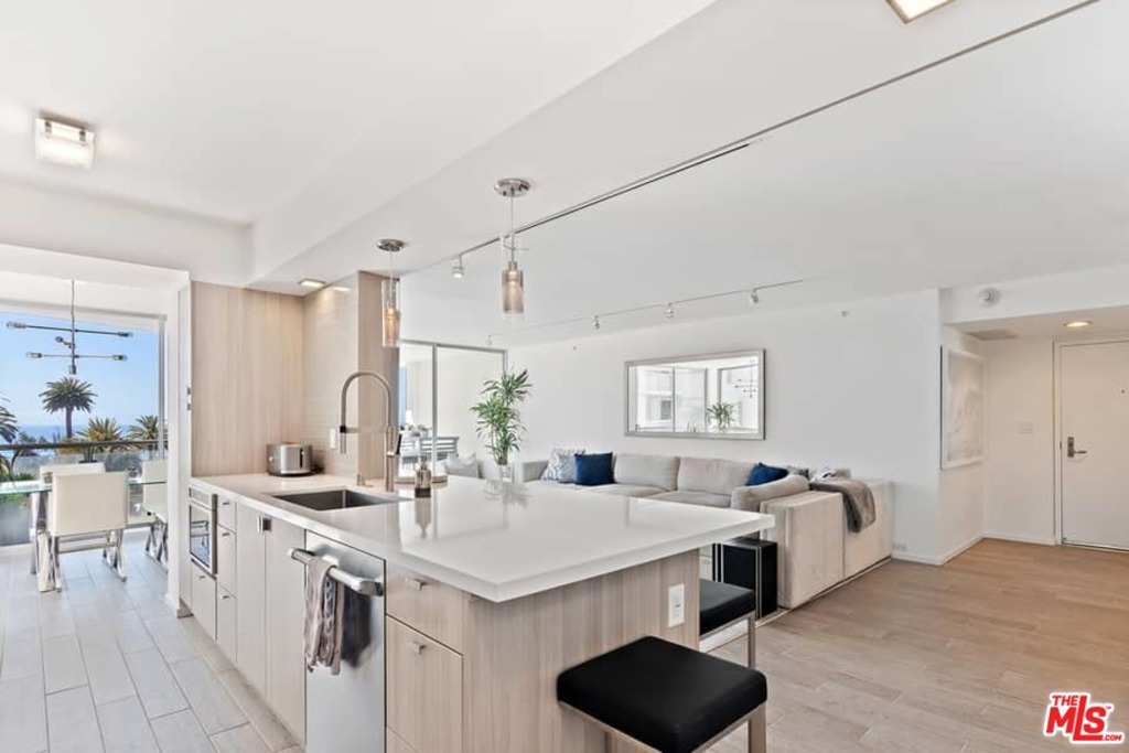 201 Ocean Avenue Unit: 504P