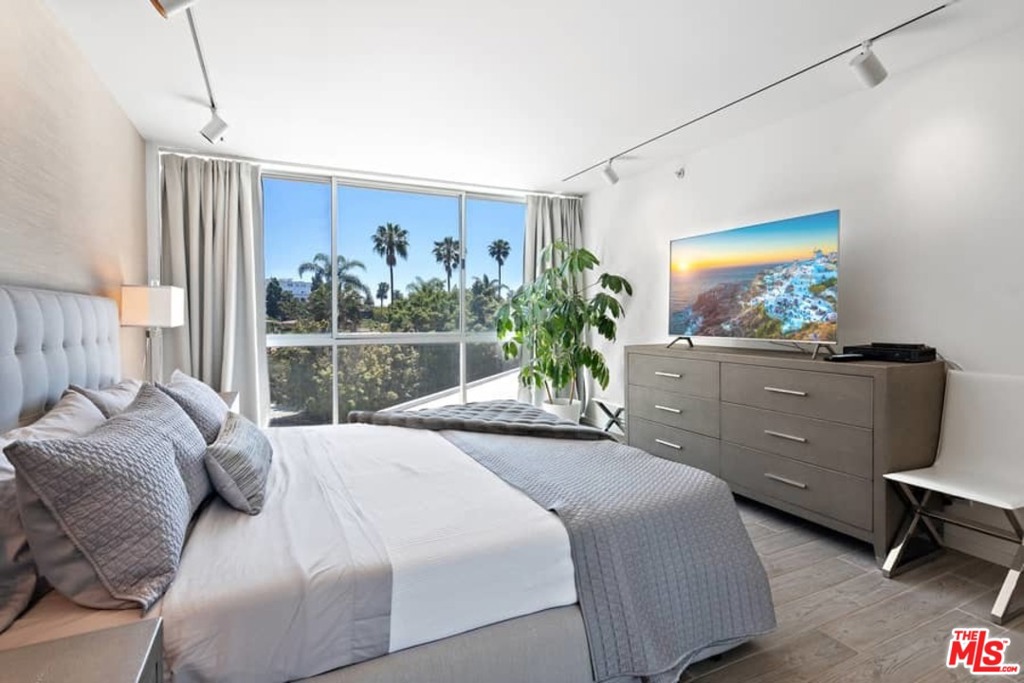 201 Ocean Avenue Unit: 504P