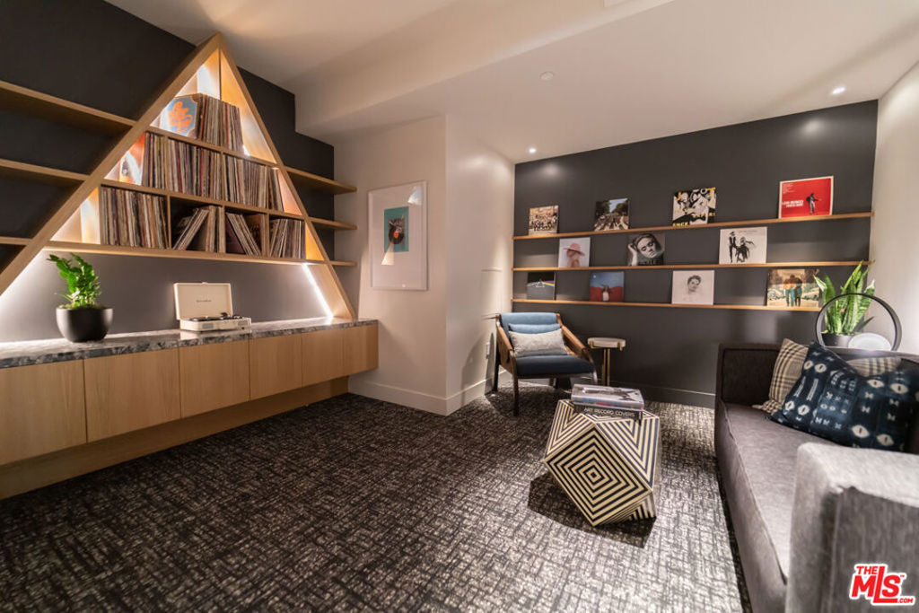 8809 Washington Boulevard Unit: 631