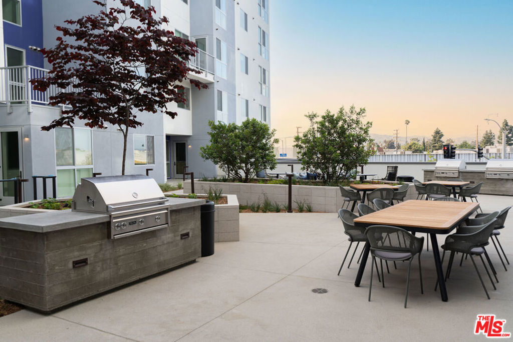 8809 Washington Boulevard Unit: 631