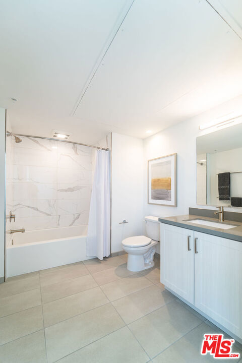 8809 Washington Boulevard Unit: 631