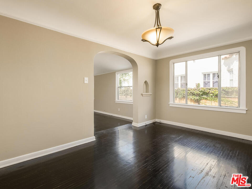 626 N ALTA VISTA