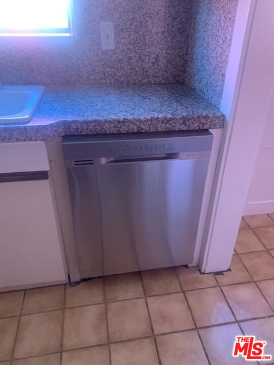 626 N ALTA VISTA