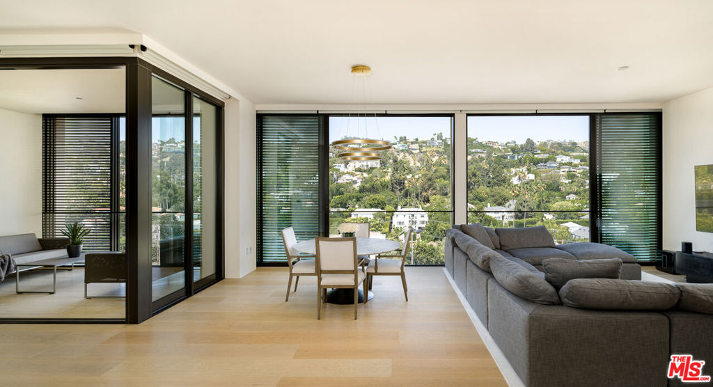 9040 Sunset Boulevard Unit: 1102