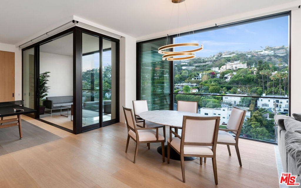9040 Sunset Boulevard Unit: 1102