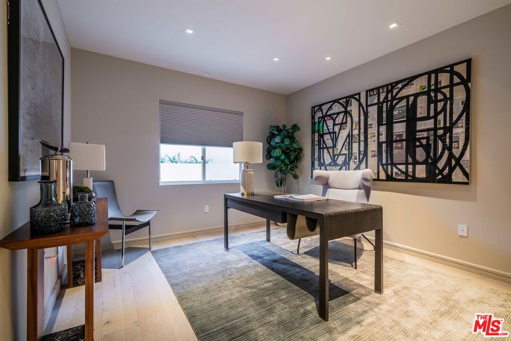 2391 Roscomare Road Unit: 202