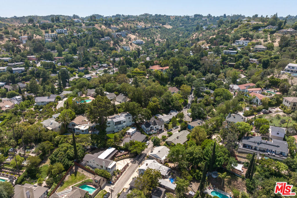 4190 Knobhill Drive