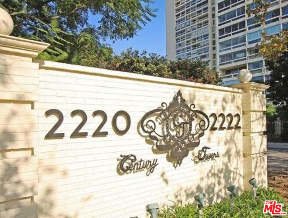 2220 AVENUE OF THE STARS Unit: 1002