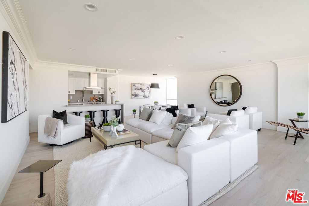 2220 AVENUE OF THE STARS Unit: 1002