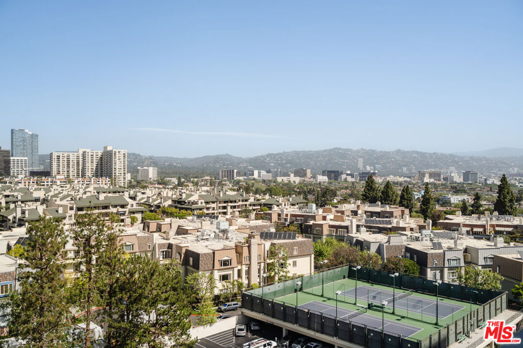 2220 AVENUE OF THE STARS Unit: 1002