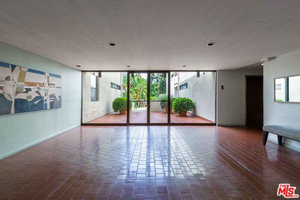 8380 Waring Avenue Unit: 206