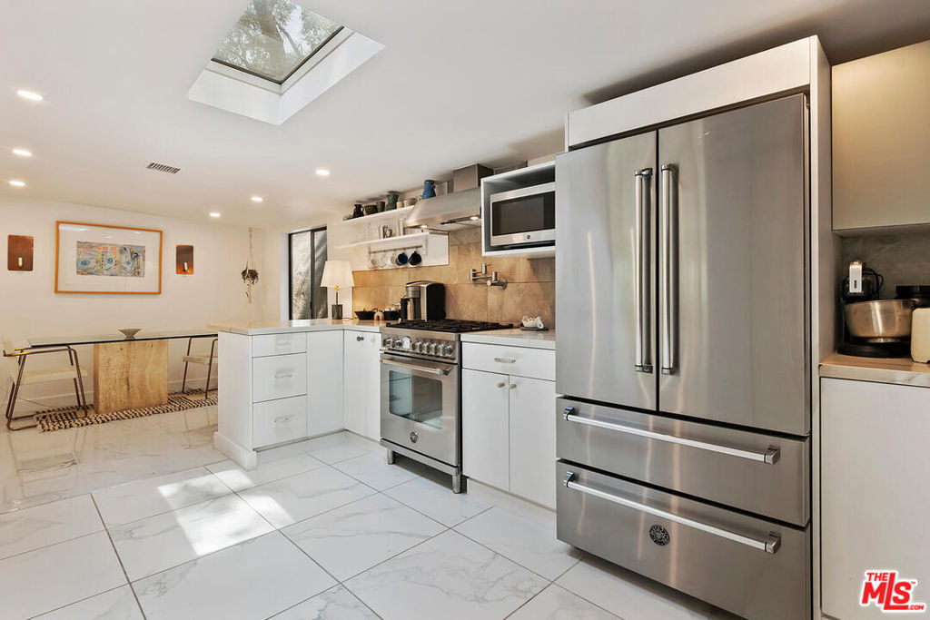 2326 STANLEY HILLS Drive