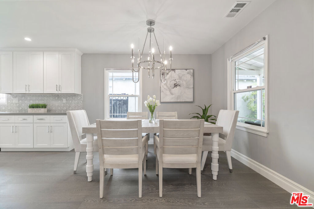 331 W 64th Place
