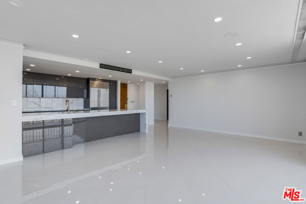 2160 CENTURY Parkway Unit: 1804
