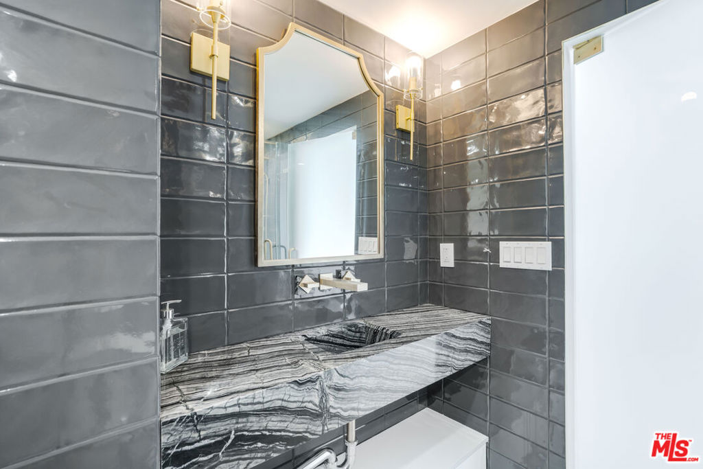 2160 CENTURY Parkway Unit: 1804
