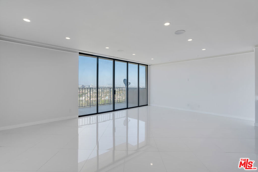 2160 CENTURY Parkway Unit: 1804