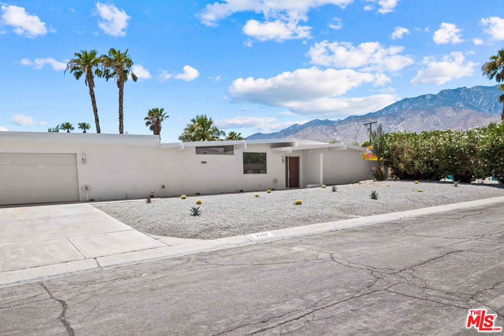 2287 E HILDY Lane